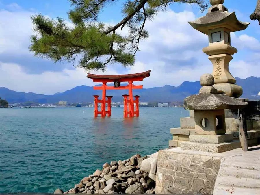 Hakone Lake Ashi with Mt. Fuji and torii gate