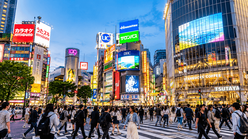 Shibuya Crossing in Tokyo on a private tour itinerary
